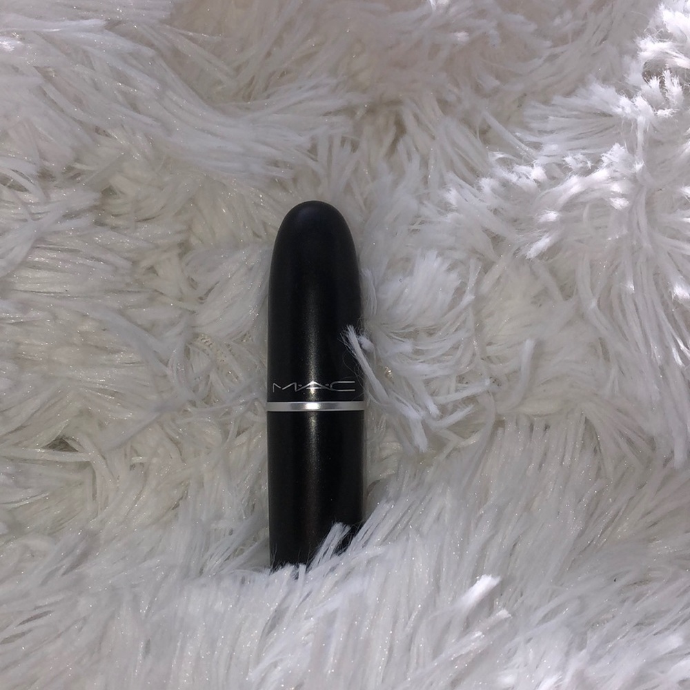 Mac Bombshell - Picture 2 of 4